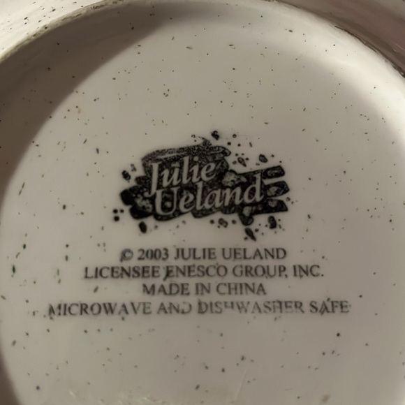 Set of 4 Enesco Julie Ueland Christmas Floral 8” Ceramic Plates - Picture 4 of 4